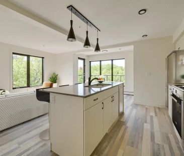 The Brickyard off 4th — 3 Bed 2 Bath - Photo 6
