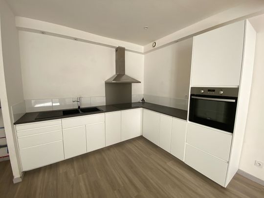 Location appartement 3 pièces, 71.37m², Castelnaudary - Photo 1