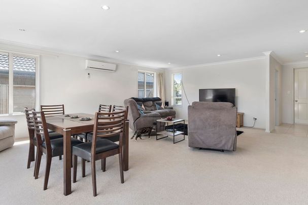 Spacious home in sought after location - Photo 1