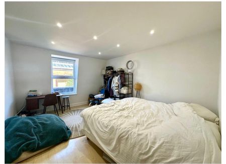 2 Bed Flat, Boston Place, NW1 - Photo 3