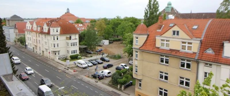 Geräumige 3 Zimmer-Wohnung mit Balkon in der Paulsstadt zu mieten! - Foto 1