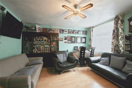 3 bedroom terraced house to rent - Photo 2
