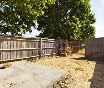 2 bedroom maisonette to rent - Photo 3