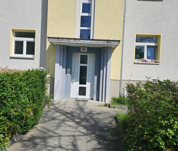 - 3 - Raumwohnung mit Loggia in Dresden-Striesen - Photo 1