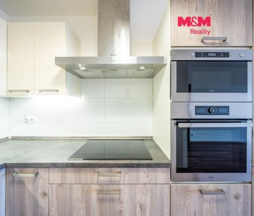 Pronájem bytu 2+kk 60 m², Hlučkova 813, Praha - Photo 4