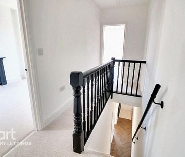 3 bedroom semi-detached house to rent - Photo 2