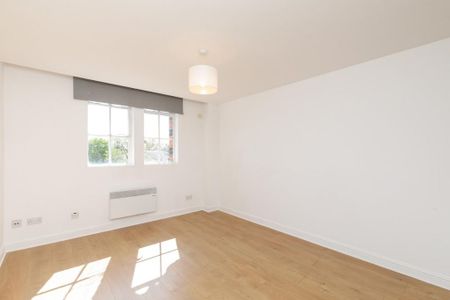 1 bedroom duplex to rent - Photo 4