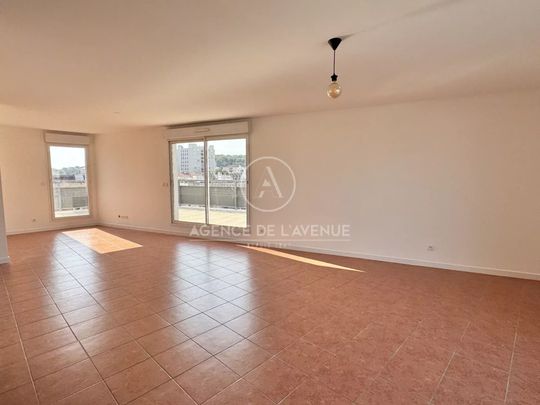 Location Appartement 4 pièces 92m² LA SEYNE SUR MER 83500 - Photo 1