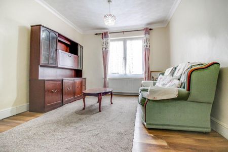 3 bedroom terraced house to rent - Photo 2