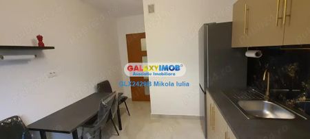 Apartament 3 camere Et 2/8 Bl 1989 | 13 seprembrie - Marriot - Fotografie 5