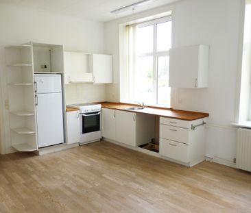 Dejlig 2-værelses LEJLIGHED MIDT I HJØRRING - Photo 2