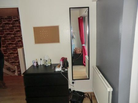 3 bedroom flat share to rent - Photo 5