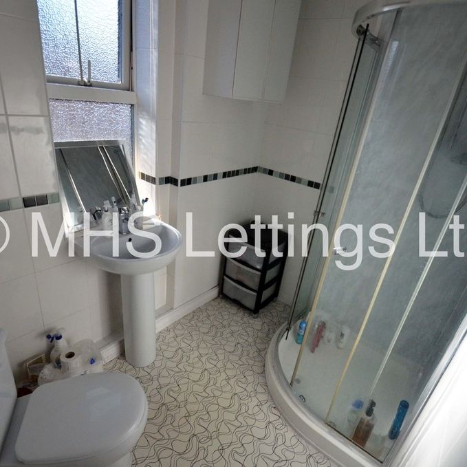 12 Harold Walk, Leeds, LS6 1PS - Photo 1