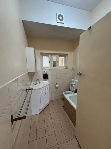 Character Apartment - Photo 5