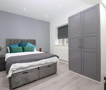 Grand Parade, Surbiton, KT6 - Photo 1