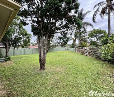 3 Clarke Avenue, North Nowra NSW 2541 - Photo 2