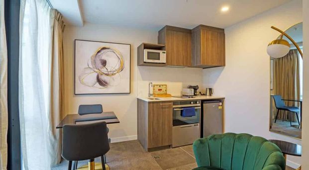 Studio King Apartment - Photo 1