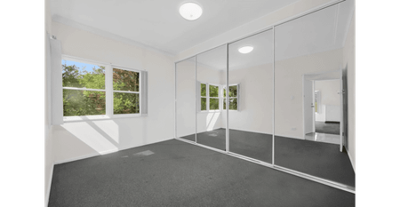 Charming Family Home in a Prime Location for Lease - Photo 2