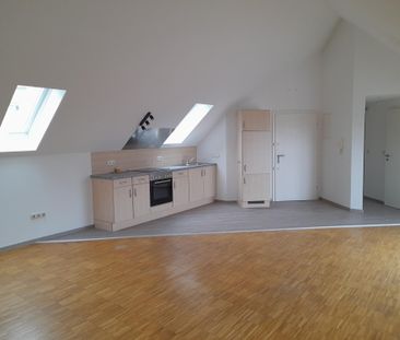 Tolle großzügig gestaltete 2 Zimmer Wohnung in 94078 Freyung Waldki... - Photo 2