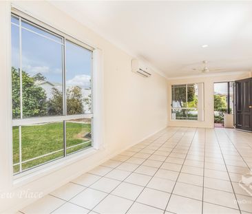 Modern 3-Bedroom 2 Balcony Townhouse in a Convenient Calamvale Loca... - Photo 2