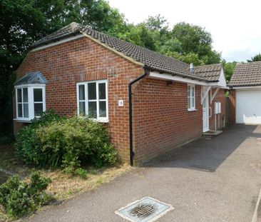 2 bedroom detached bungalow to rent - Photo 3