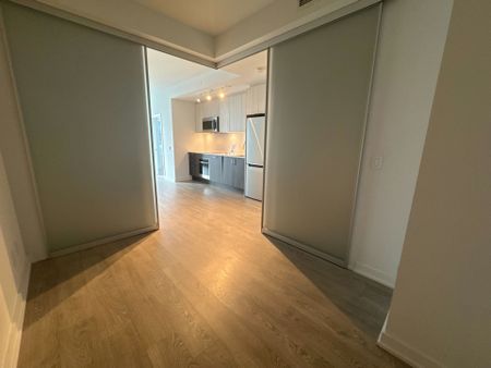 For Lease - 1926 Lake Shore Boulevard Unit# 2211, Toronto, Ontario - Photo 4