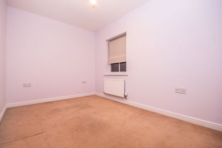 3 bedroom end of terrace house - Photo 5