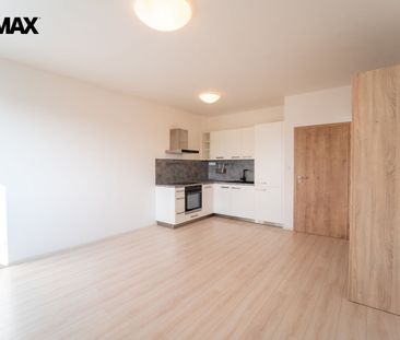 Pronájem bytu 1+kk v osobním vlastnictví 33 m², Beroun - Fotografie 5