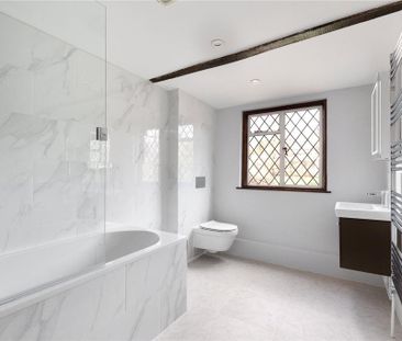 2 bedroom end of terrace house to rent - Photo 4
