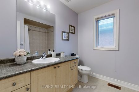 For Lease - 40 DanPatrick Drive, Richmond Hill, Ontario - Photo 2