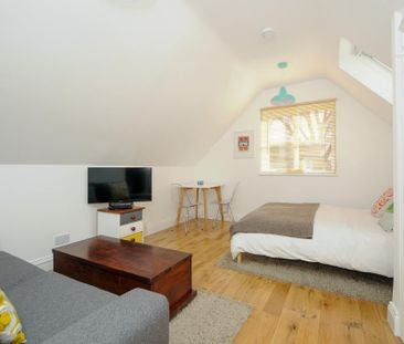 Studio to rent - Photo 6