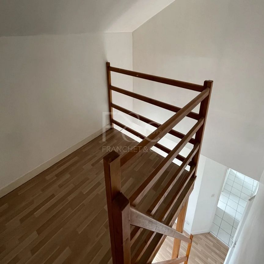 T2 de 38 m² - Grande Rue à Miribel - Photo 1