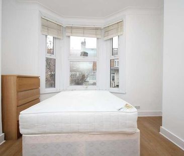 Luton Road, Walthamstow, E17 - Photo 4