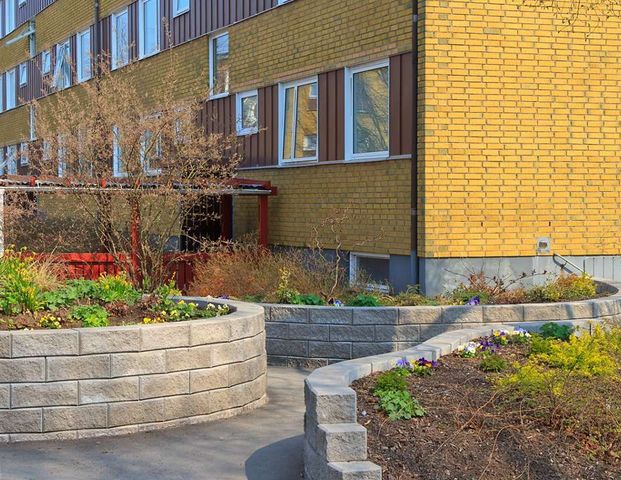 Nyrenoverad lägenhet inkl. diskmaskin, tvättmaskin & torktumlare installerad. - Foto 1