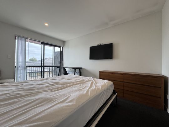 Unit 10b, 70 Waltham Road, Sydenham, Christchurch - Photo 1