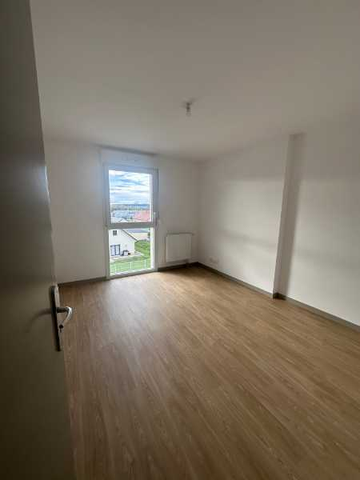 Location : Appartement 3 pièces 56 m2 – VESOUL - Photo 2