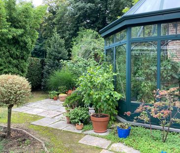 Unieke en lichtrijke woning met prachtige tuin aan het park! - Foto 1