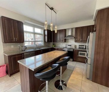For Lease - 3991 Pondview Way, Mississauga, Ontario - Photo 3