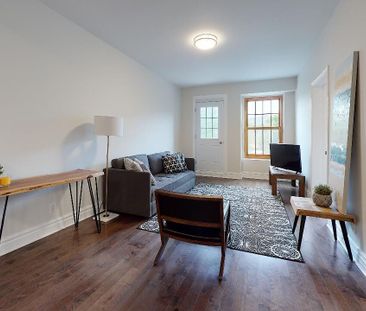 4560 Sainte-Catherine Street W, Montréal, QC - Photo 6
