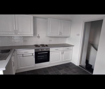 2 Bed Flat, Liscard, CH45 - Photo 4