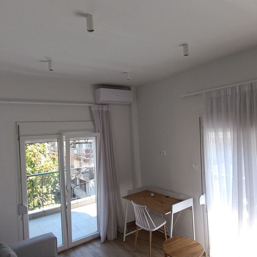 Studio/Γκαρσονιέρα για ενοικίαση Τρωάδα (Νεάπολη) - Photo 1