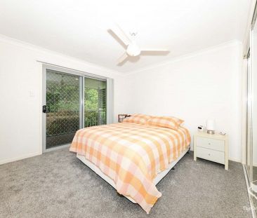 PERFECT LOCATION! NO WATER BILLS! - Photo 3