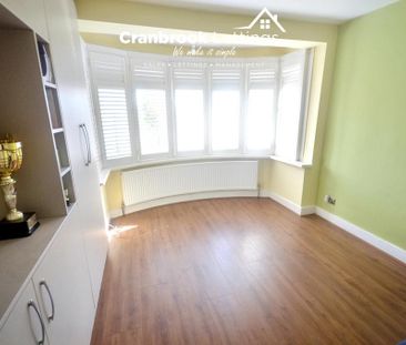 3 bedroom semi-detached house to rent - Photo 3
