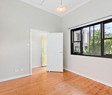 55 Hunter Street, Richmond. - Photo 2