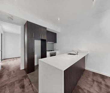 5/111 Riversdale Road, Hawthorn VIC 3122 - Apartment For Rent | Domain - Photo 2
