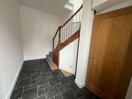 2 bedroom maisonette to rent - Photo 5