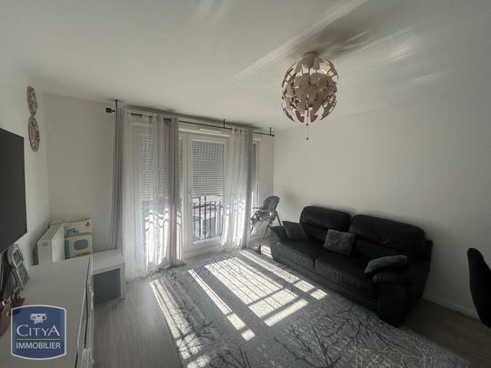 Location Appartement 4 pièces 76m² CORBEIL ESSONNES 91100 - Photo 1