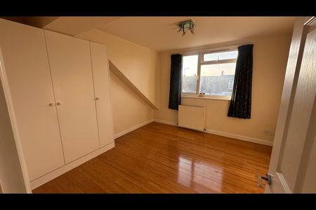 1 Bed Flat, London, NW2 - Photo 3