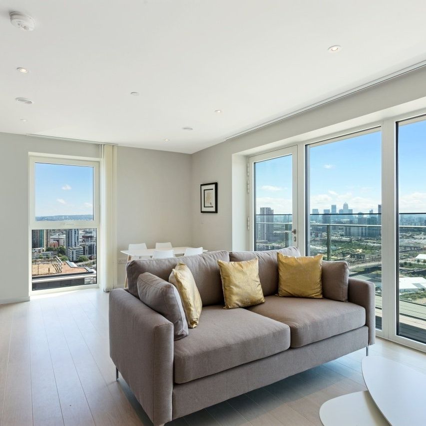 2 Bed Flat, Glasshouse Gardens, E20 - Photo 1