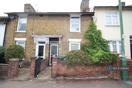 2 bedroom terraced house to rent - Photo 2